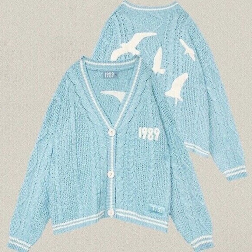 1989 (Taylor’s Version) Cardigan NWOT